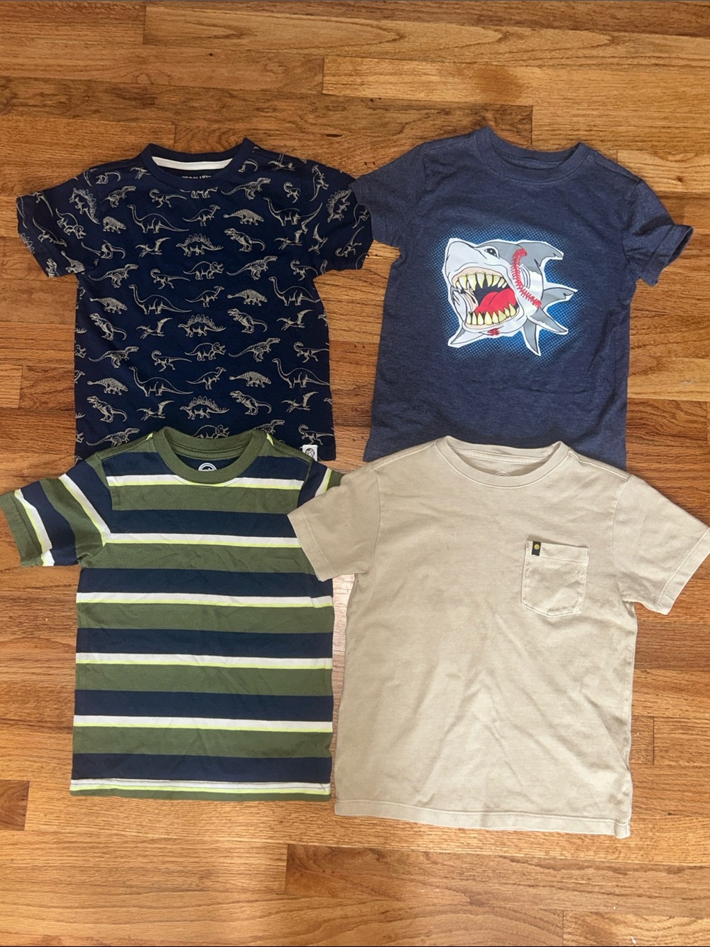 Boys Bundle of Short Sleeve Shirts size 4/5